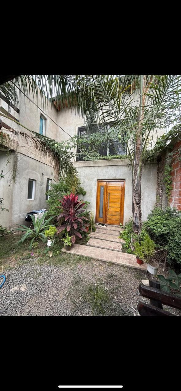 Gran propiedad. En Venta y Alquiler